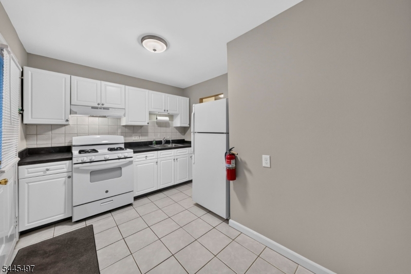 5 Stanford Dr Property Photo 24