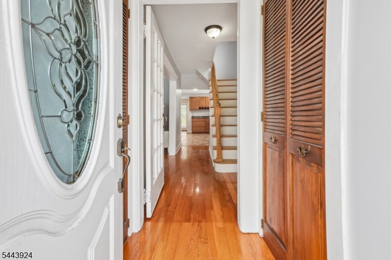 21 Birch St Property Photo 4