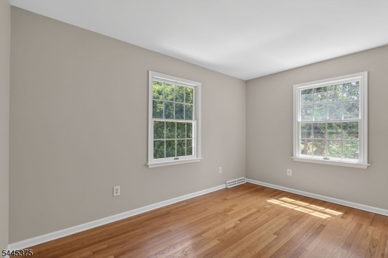 5 Elmer Ave Property Photo 19