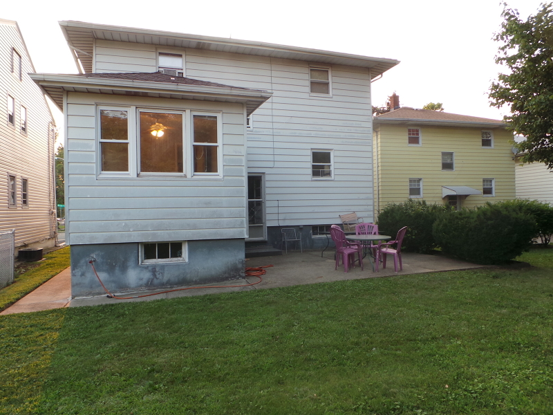 1017 Burnet Ave Property Photo 2