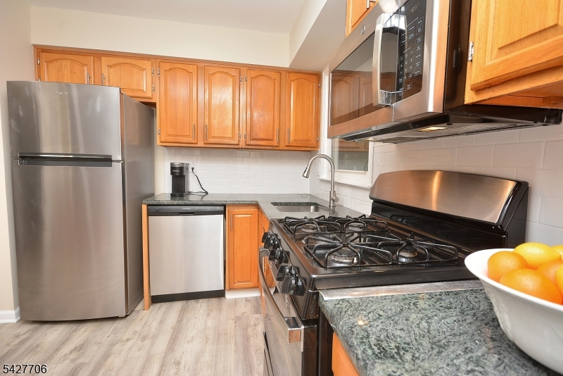 1436 Coolidge St Property Photo 15
