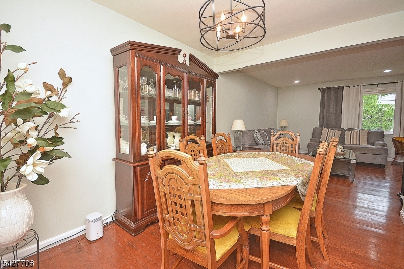 1436 Coolidge St Property Photo 17