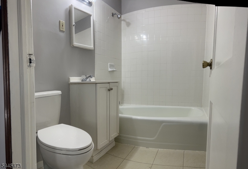 241 N 3rd Ave Property Photo 19