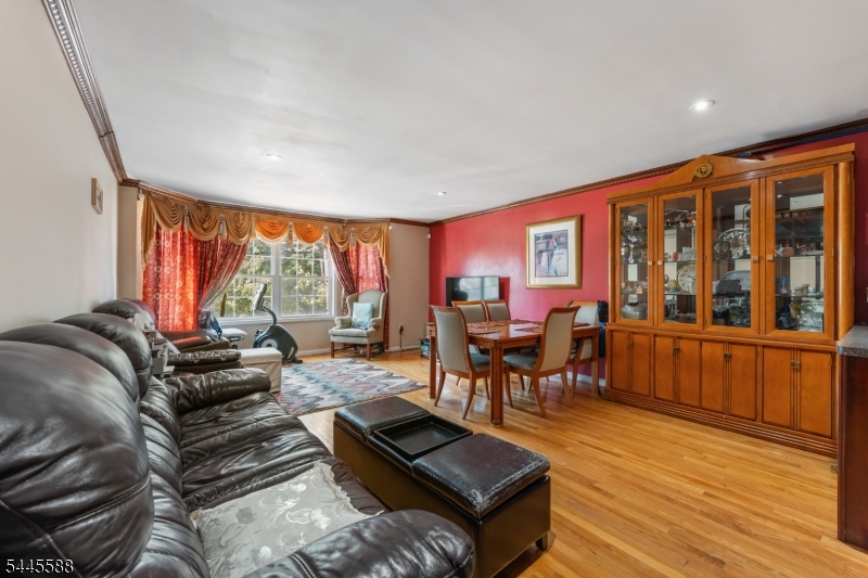 178 South St Property Photo 3