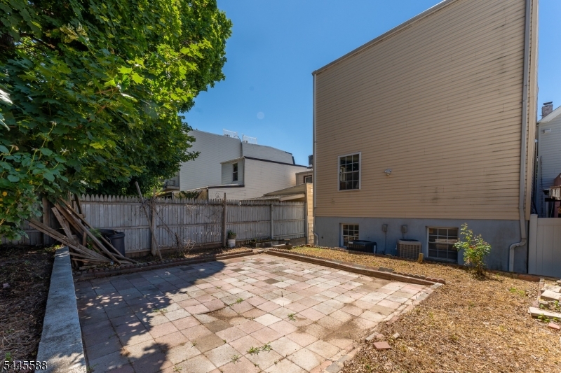 178 South St Property Photo 35