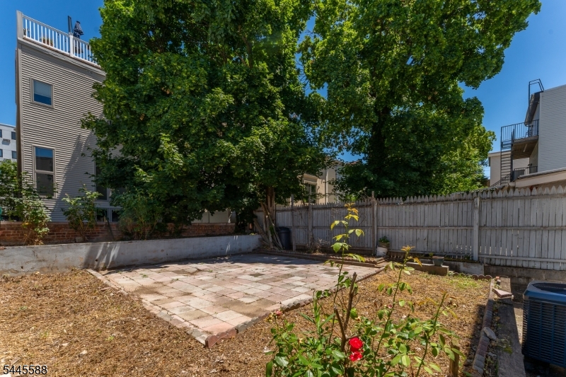 178 South St Property Photo 36
