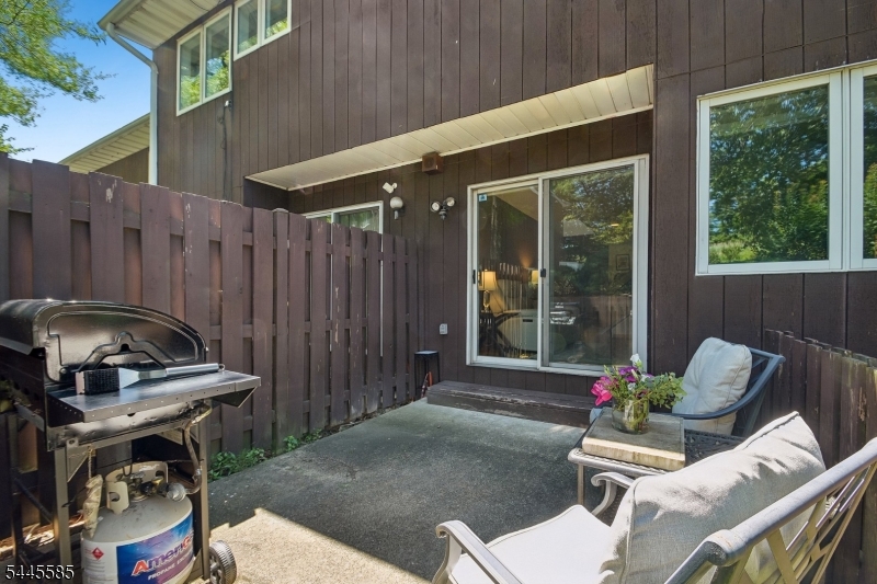 167 Marion Dr Property Photo 23