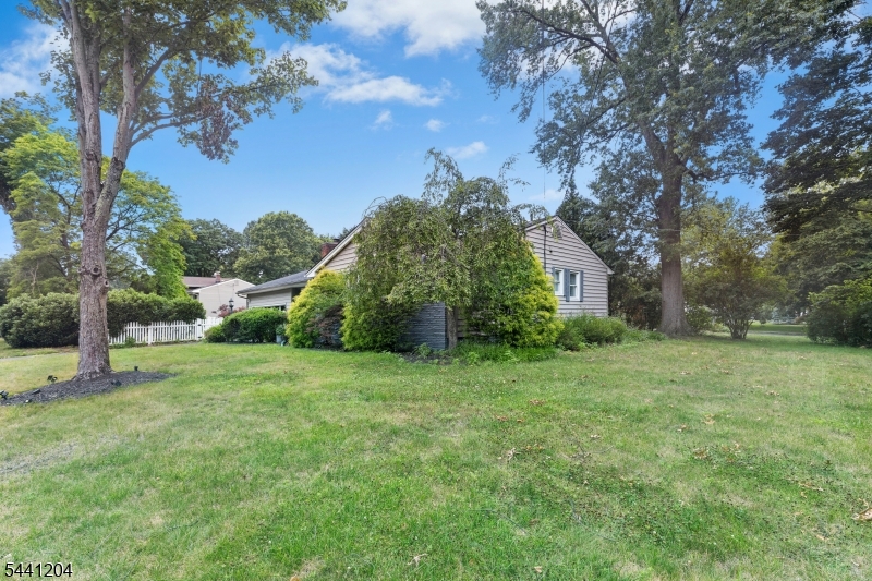 2 Princeton Road Property Photo 33