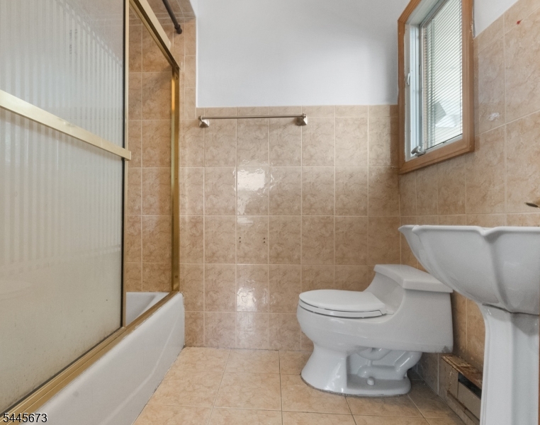 334 Brook Ave Property Photo 18