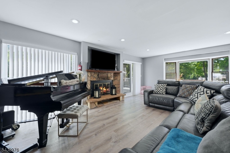 190 Pine Brook Rd Property Photo 13