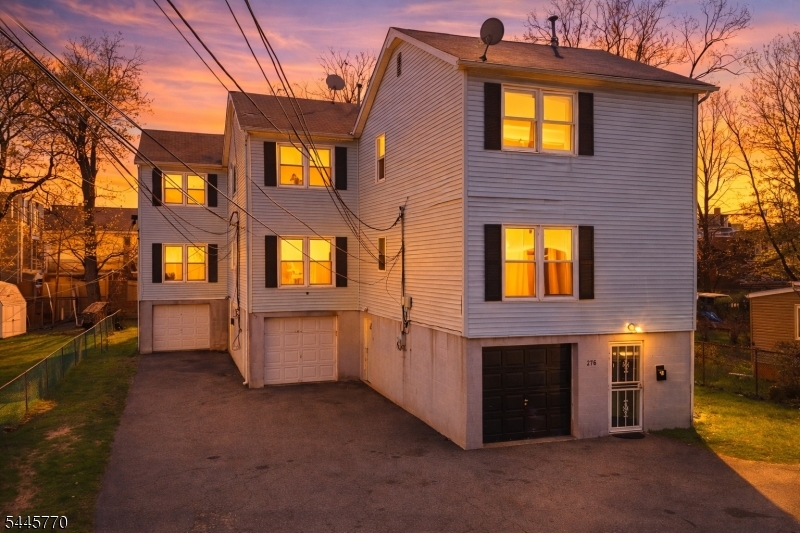 216 New St A Property Photo 1
