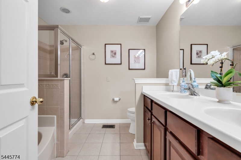 28 Forshee Cir Property Photo 21