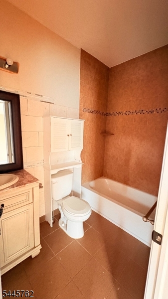 314 Center St 1 Property Photo 8