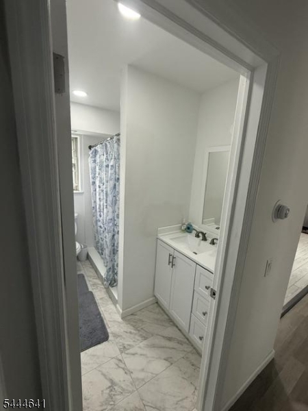 5 Pennsylvania Dr Property Photo 3