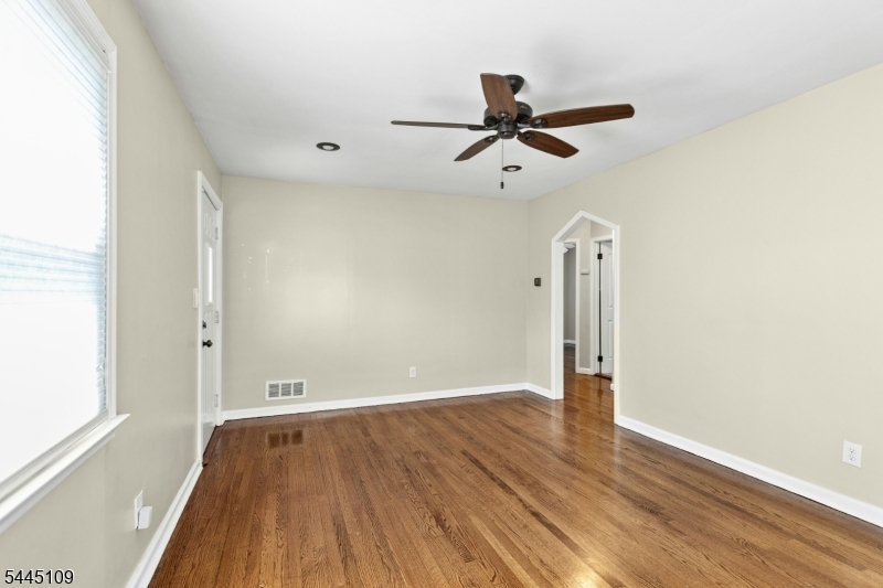 1815 N Stiles St Property Photo 11