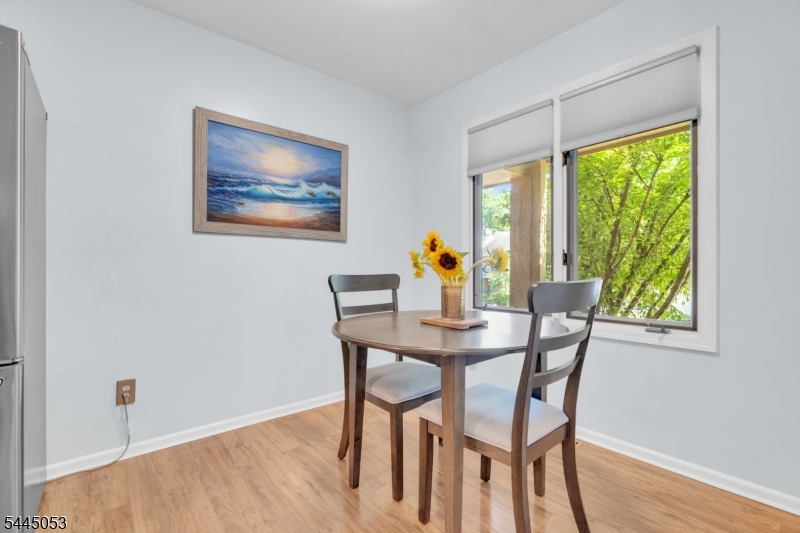 66 Bond St Property Photo 18