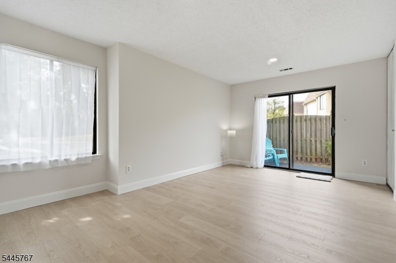 93 Gate House Ln Property Photo 16