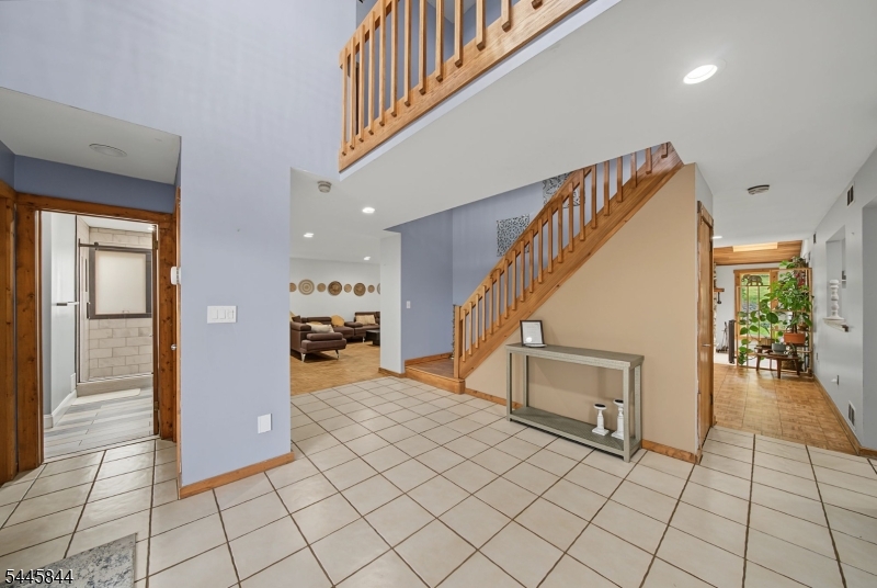 4 Skytop Drive Property Photo 3