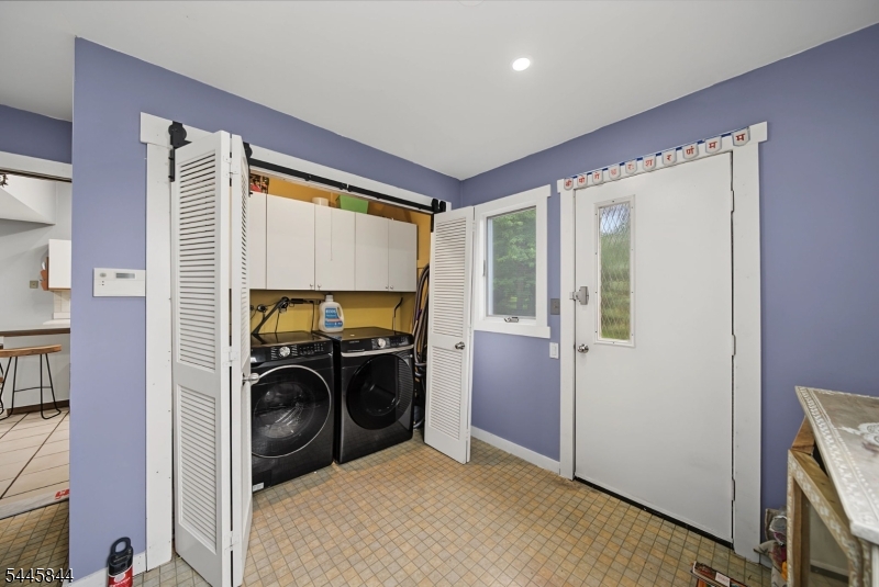 4 Skytop Drive Property Photo 29