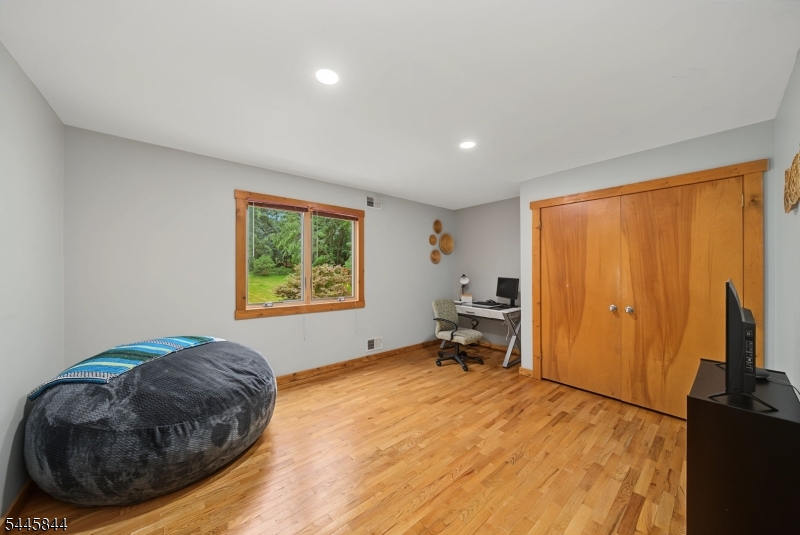 4 Skytop Drive Property Photo 37