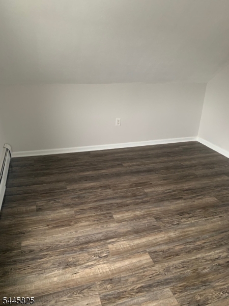 233 Pine St Property Photo 6
