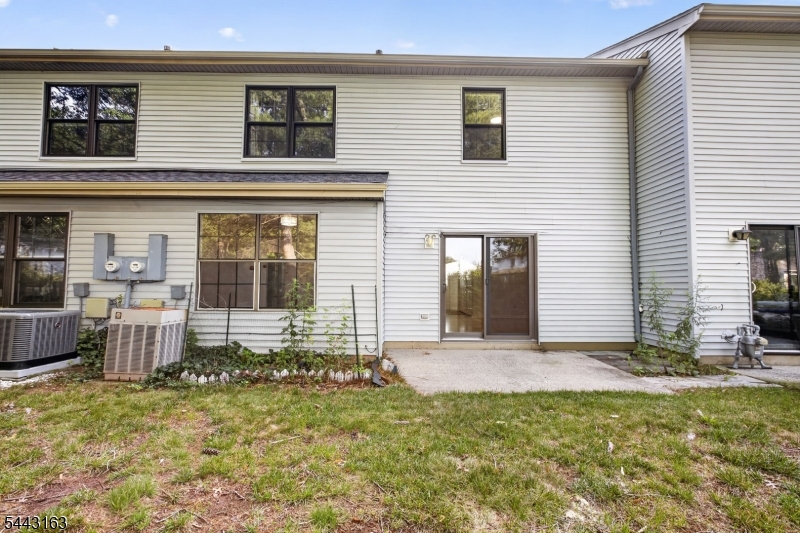 78 Stanwick Ct Property Photo 37