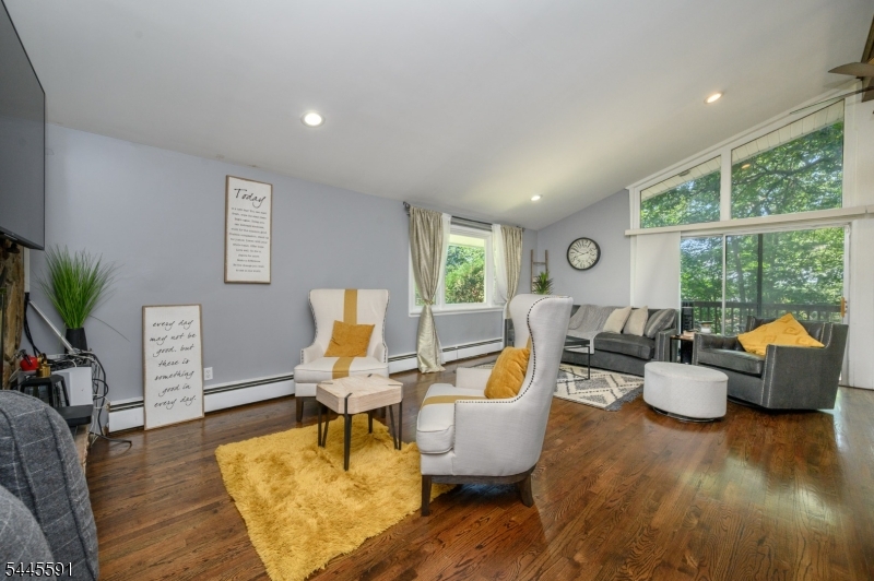 1 Lewis St Property Photo 5