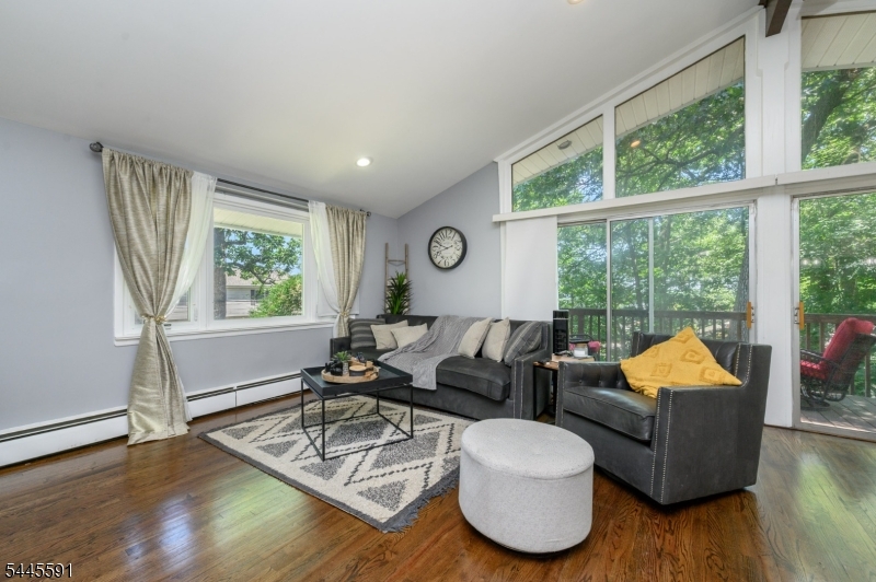 1 Lewis St Property Photo 7