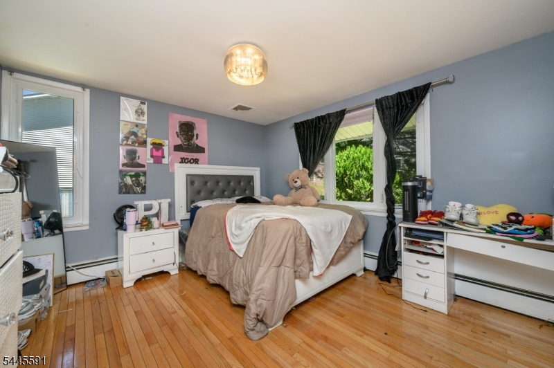 1 Lewis St Property Photo 15