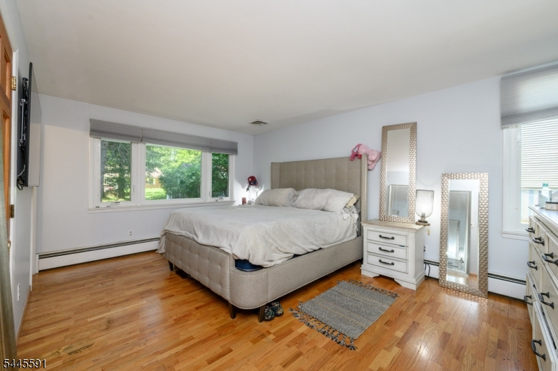 1 Lewis St Property Photo 18