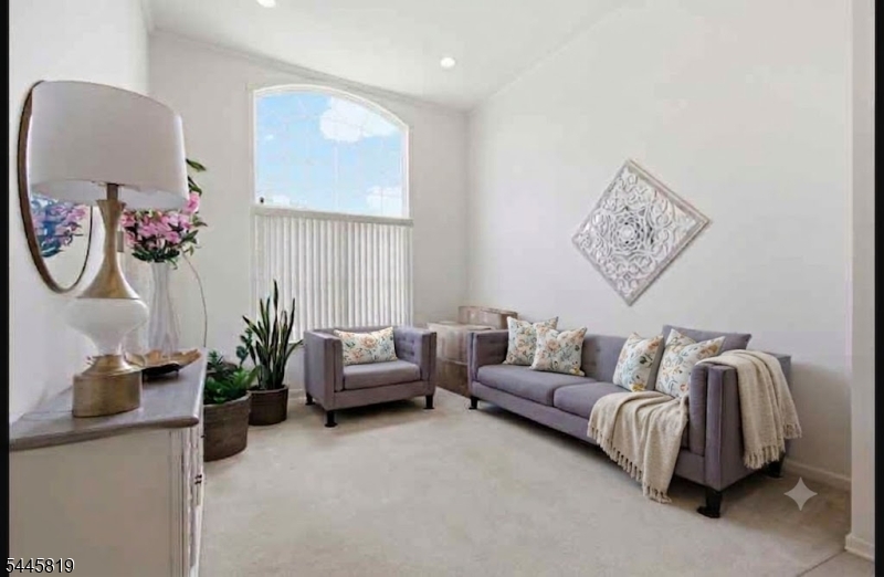 6 Delaware Crossing Property Photo 14