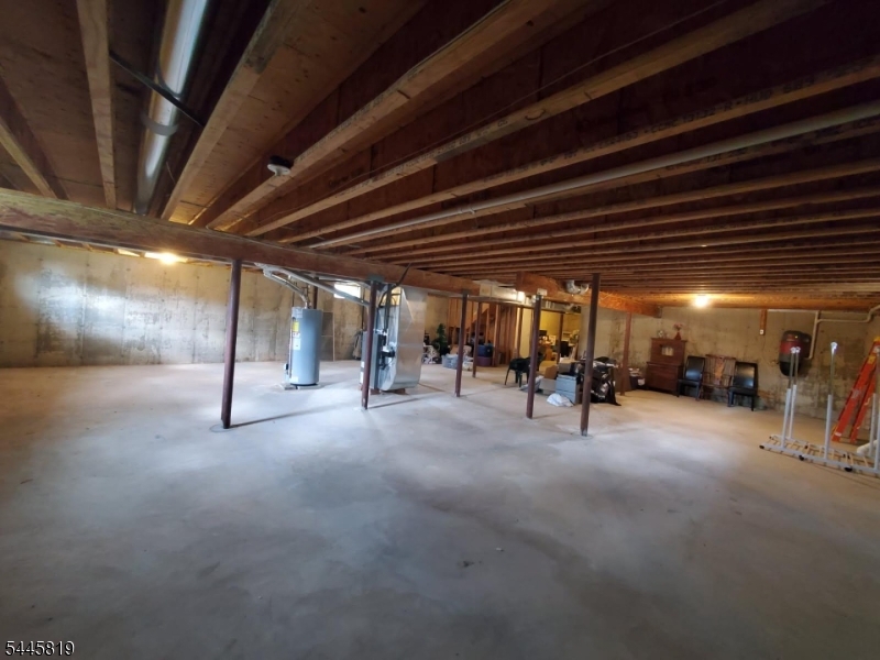 6 Delaware Crossing Property Photo 28