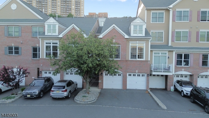 169 Price Ct Property Photo 1
