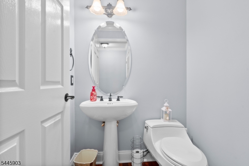 169 Price Ct Property Photo 27