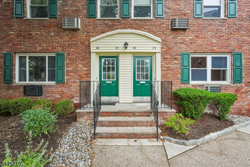 79 Roseland Ave 73 Property Photo 1