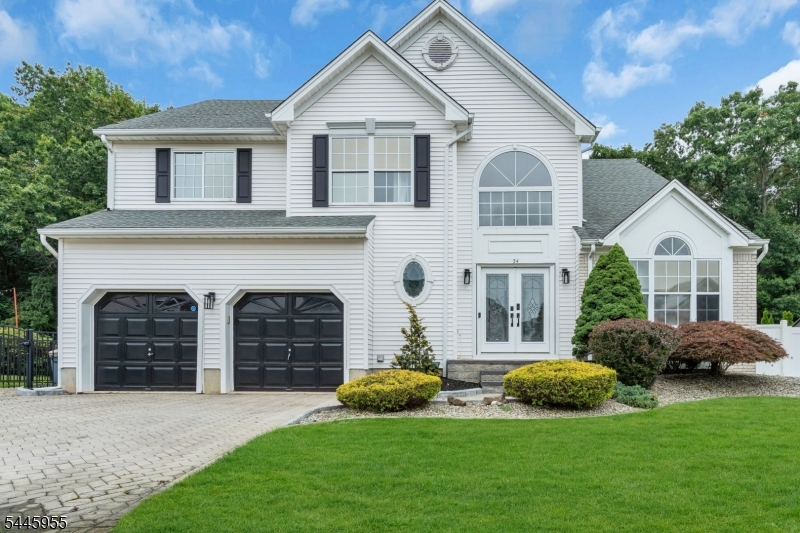 54 Winding Brook Dr Property Photo 1