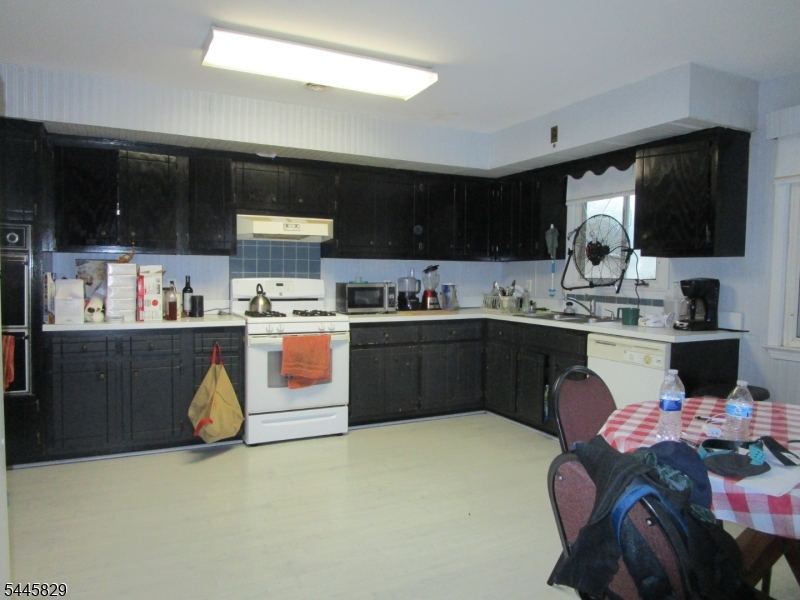 117 John St Property Photo 4