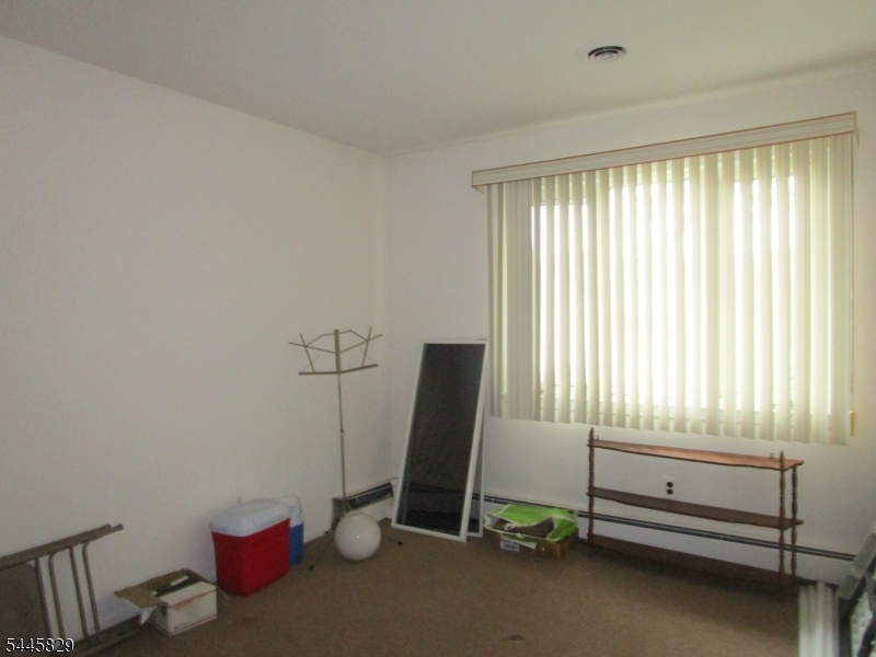 117 John St Property Photo 10