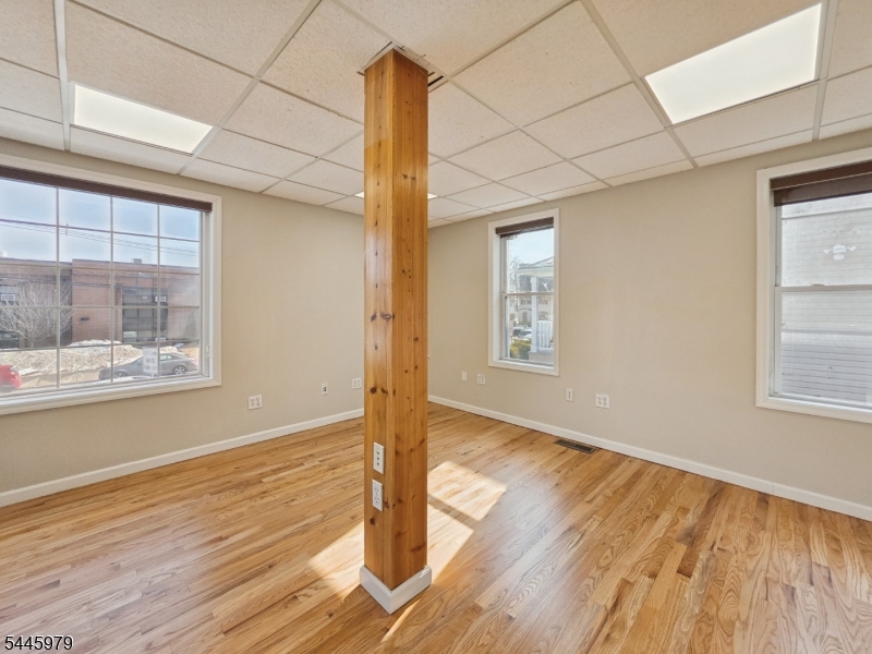 335 Union Ave Property Photo 19