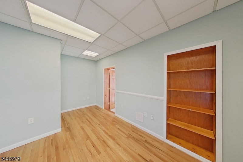 335 Union Ave Property Photo 34