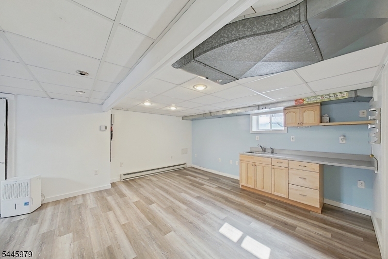 335 Union Ave Property Photo 42