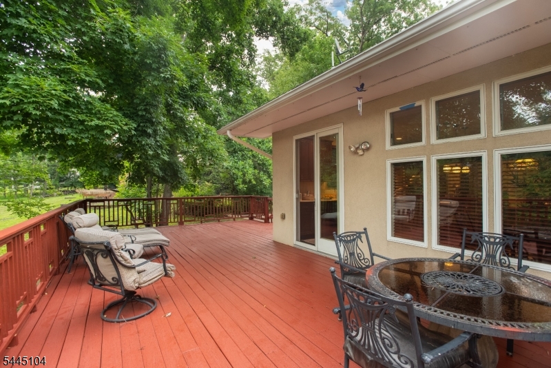 203 Rock Road W Property Photo 26