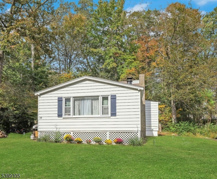 28 Risley Rd Property Photo 1