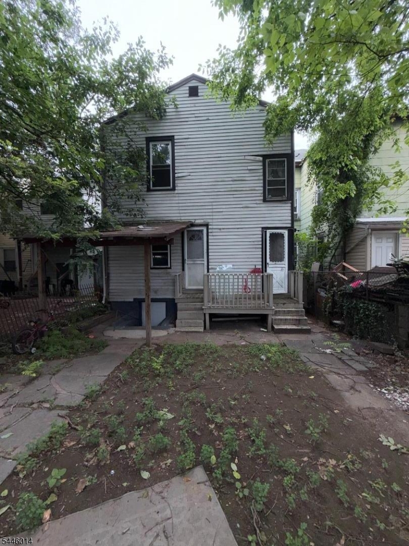 167 Pearl St 2 Property Photo 19