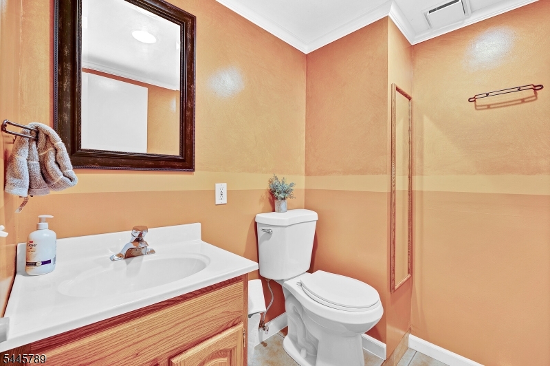 151 Cottage Pl W Property Photo 34