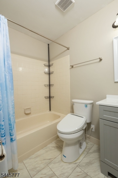103 Porter Way East Property Photo 15