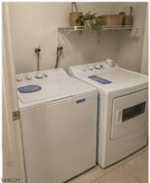 1025 Lafayette St Property Photo 5