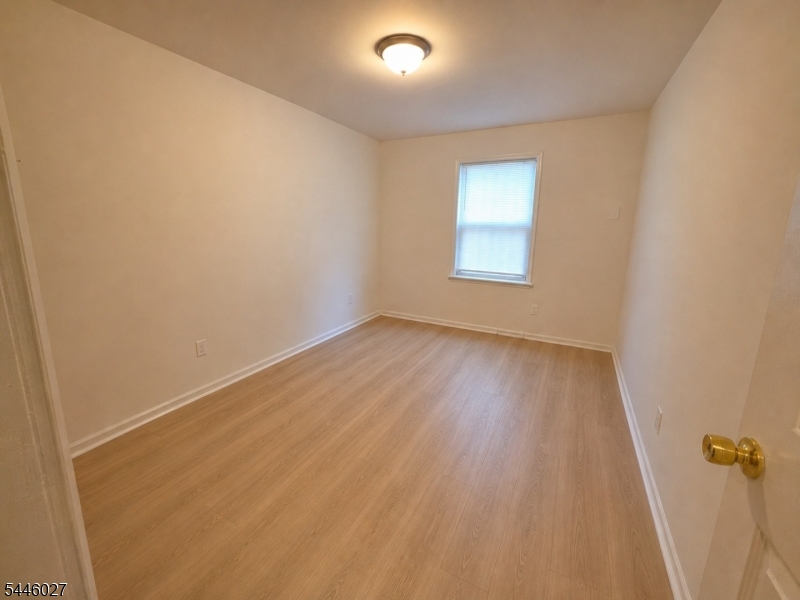 1025 Lafayette St Property Photo 9