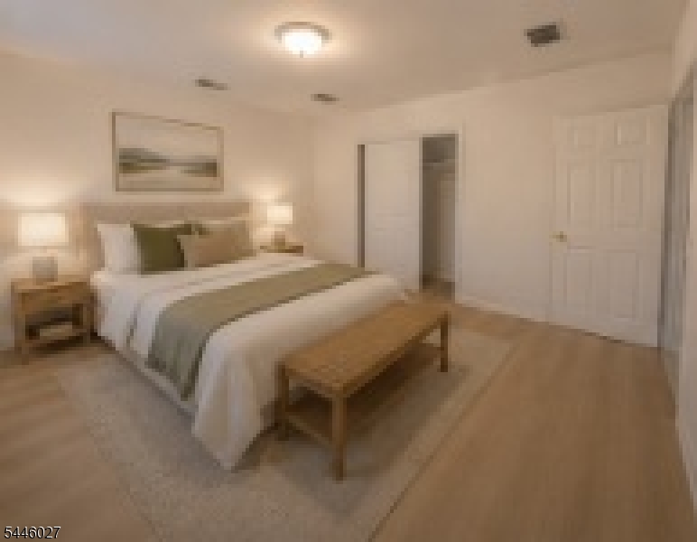 1025 Lafayette St Property Photo 14