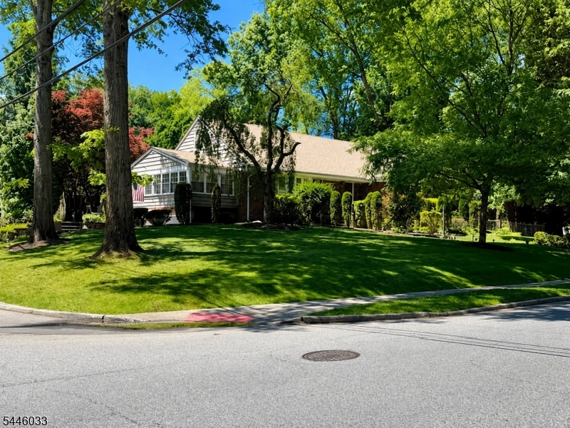 72 Foster Rd Property Photo 1